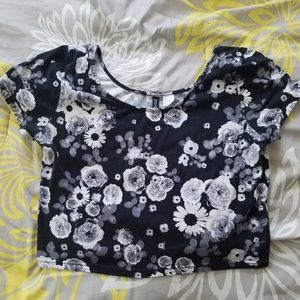 Ladies crop top